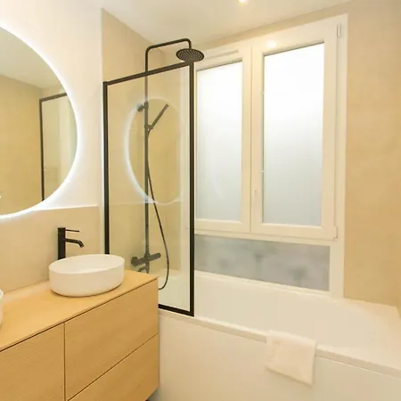 Bnbnova - Haussmann - 2br Near Champs-elysees * Paris
